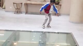 Dangerous floor