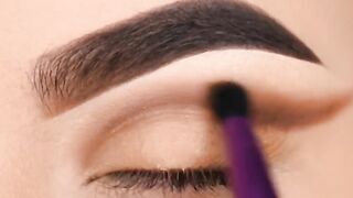 Glittery eye makeup step by step