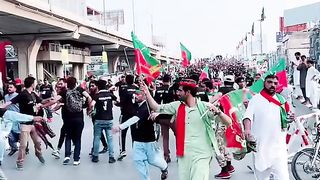 Pti zindabad