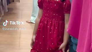 Very funny girl video must watch
