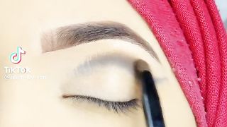 Eye makeup toturiol