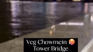 Chow main