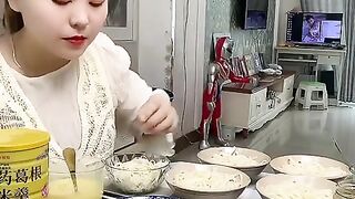 Husband and wife eating funny video