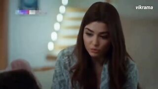 zara zara bahekta hai female version
