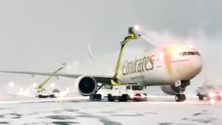 Airplane clean