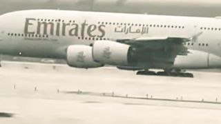 Rain in Dubai Airport | Dubai Airport