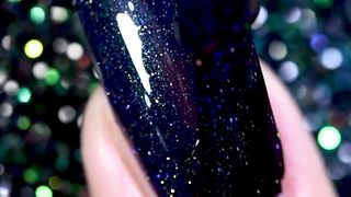 Acrylic nails