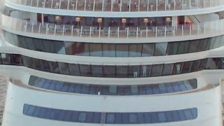 Largest cruse skip