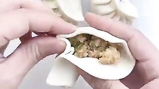 Folding Manttoo