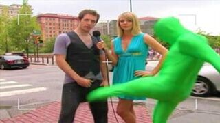 1H of memes but If you resist laughter for 20sec, you win