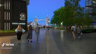 London walking????????