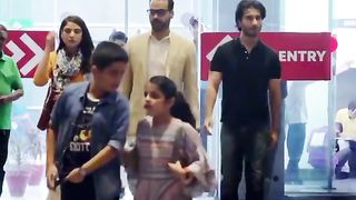 Feroz Khan walk style - feroz attitude