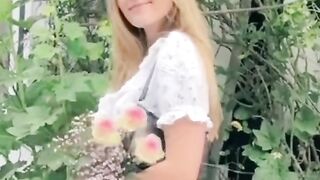 Mily cyrus Flowers