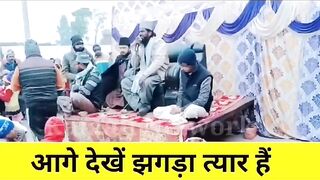 Maulana Sahab ke hath se Mike kyon chhina