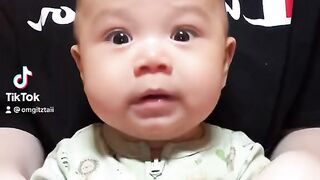 baby funny dancing)
