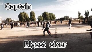 Virat Kohli play tabe boll????