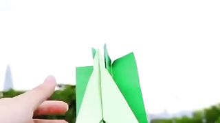 Paper aeroplane
