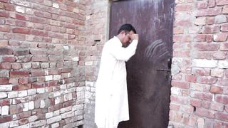 KAR LO QADAR HUMARI