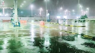 Rain in Qatar