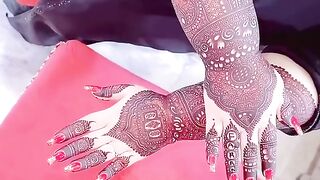 Henna design