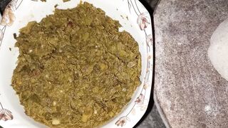 Sarson k Saag Wala pratha | how to make pratha recipe | Healthy breakfast Saag Wala pratha recipe