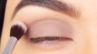 Eye makeup tutorial||easy eye makeup step by step||