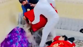 sardiyoo me ziyada sona achaa nahi????????