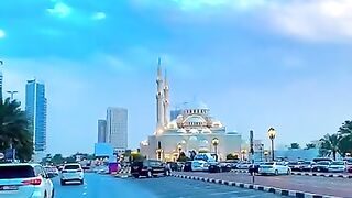 Noor moque
