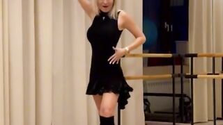 Красивый танец девушак