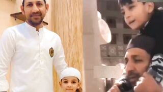 Sarfaraz Ahmed & His Son Reciting Naat Sharif in Beautiful Madina