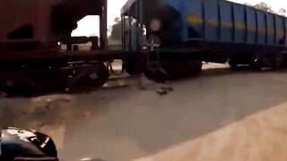 Чудовищное видео.