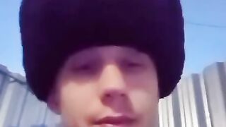 Сиделец записал обращение к Интернету