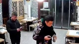 Не можете бросить пить? Шокотерапия поможет.