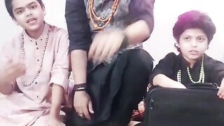 Funny qawaali uski doli uthi