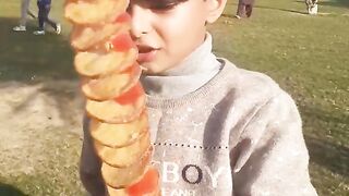 Pathan ke ghr party