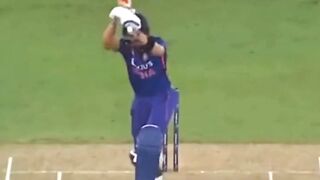 Naseem Shah Bowling