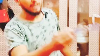 Yehi nhi k khon sirf machar hi choste hain ye talent rishtedaro k pas bhi hota hai