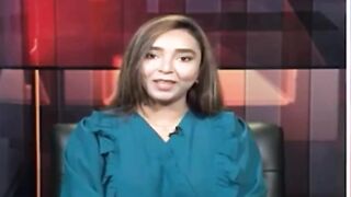 Call center background voice