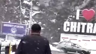 Snow falling days in çhatrail enjoy with me subscribe channel