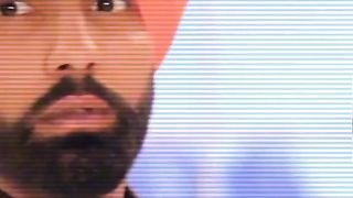 Eek chutki mari ungla de tenu chaal mara me pakiya na me chand setary ke krny.