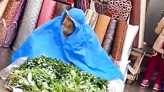 Garebon Ki qadar krn