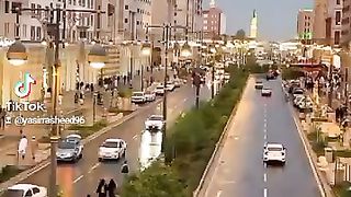 Madina azan