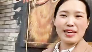 Chinese vlogger