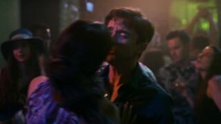 Home Economics 2x03 / Kiss Scene — Tom and Marina (Topher Grace and Karla Souza)