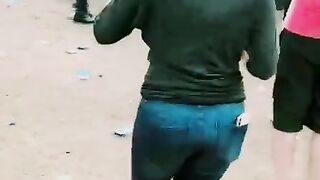 pakistani tiktok girl dance on islamabad party