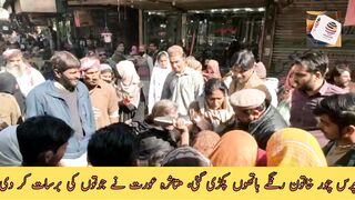 اوکاڑہ میں پرس چور خاتون رنگے ہاتھوں پکڑی گئی۔