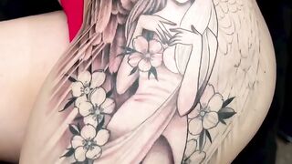 She got new tatoo