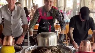 Czn Burak vs Muslera Ve Torreira