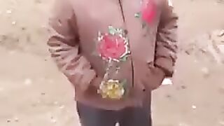 Smaal baby want to fight