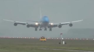 KLM landing